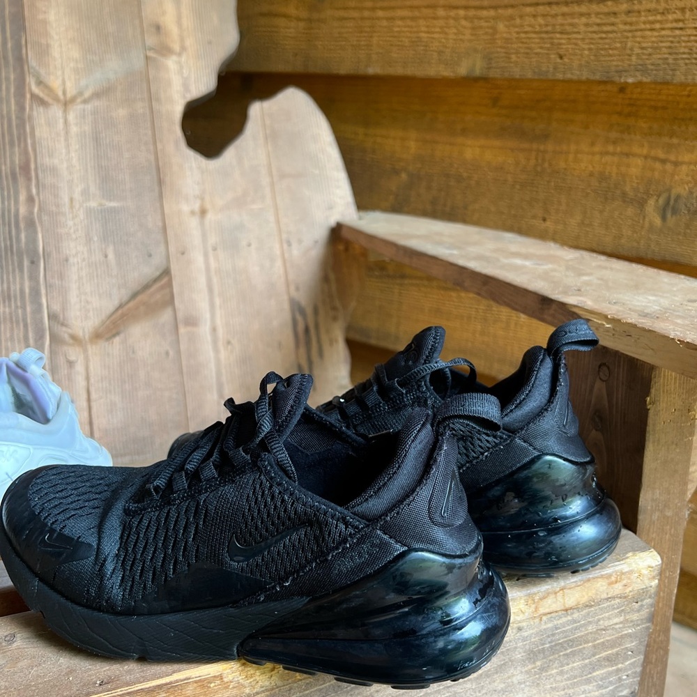 Nike air max 270s